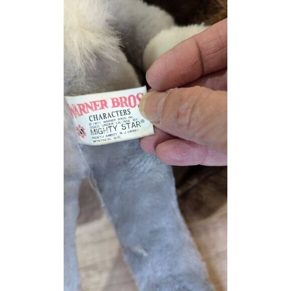 Vintage Warner Bros Bugs Bunny & Taz Plush Toys bugs 20" Taz 11" - Picture 8 of 10